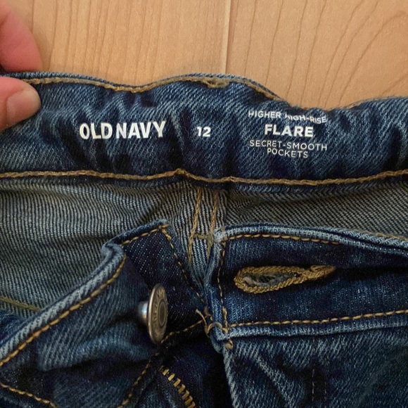 Size 12 Old Navy Flare Jeans - Picture 2 of 3